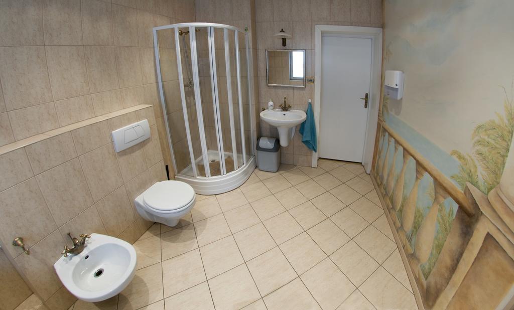 Wilanowska Hostel 바르샤바 외부 사진
